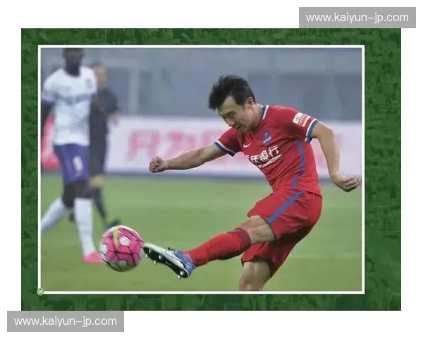 绿茵场上的风云变幻:富力与重庆力帆的足球史诗